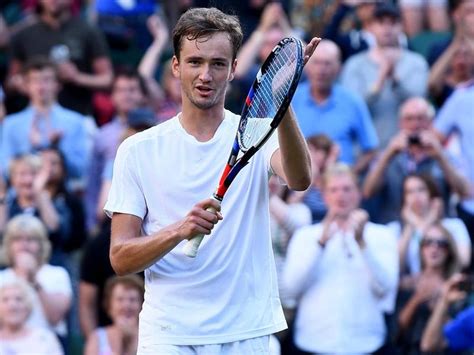 Medvedev has Wimbledon meltdown at umpire | Sports News ...