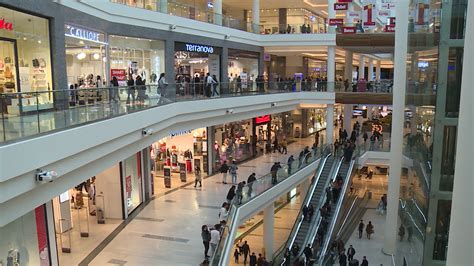 Shopping in Baku (Most Popular Shopping Malls in Baku) 2021