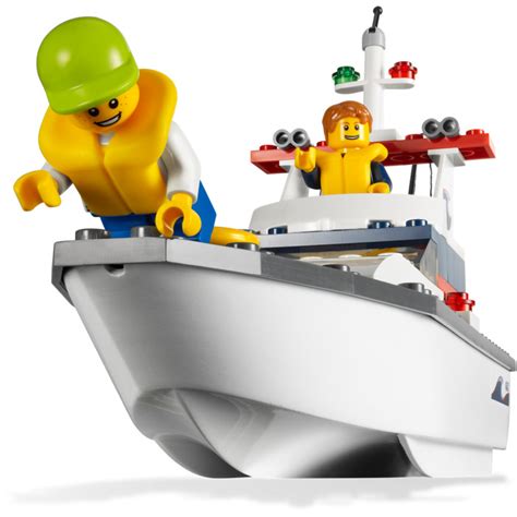 Lego Fishing Boat 4642 Brick Owl Lego Marktplatz