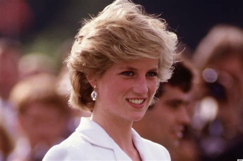 Lady diana — смотреть в эфире. Princess Diana Rare Photo With Mystery Man To Be Auctioned Off (VIDEO, UPDATED) | HuffPost