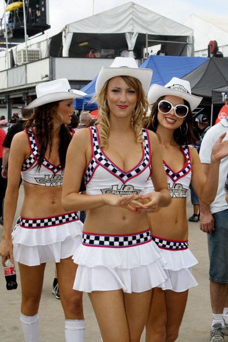 grid girls of motorsport 101 pics