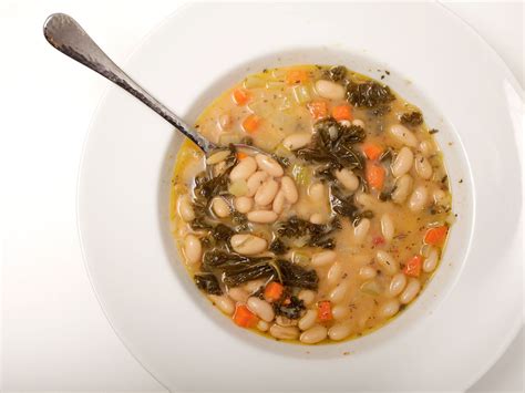 Minute Tuscan White Bean Soup Recipe