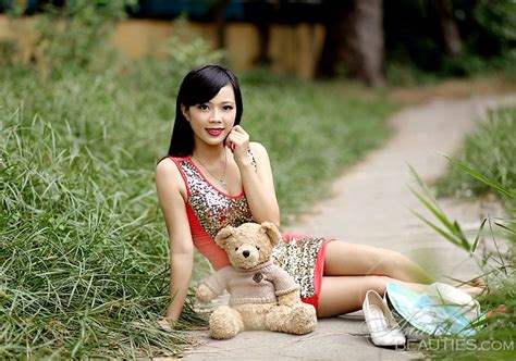 Asian Member Pen Pal Kieu Oanh From Ho Chi Minh City Yo Hair Color Black