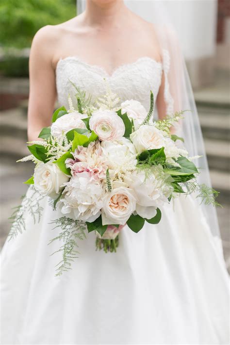 Blush And White Wedding Flowers For A Magical Day Jenniemarieweddings