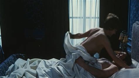 Nude Video Celebs Nathalie Baye Nude Une Liaison Pornographique 1999