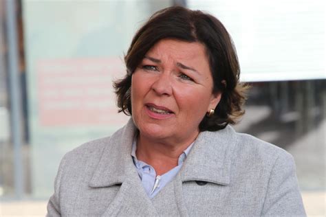 Und meik ging sogar noch weiter. Vera Int-Veen: Trauer um "Schwiegertochter gesucht ...