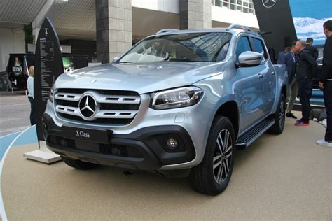 2018 (18 reg) | 18,000 miles. Volkswagen se moque du pick-up Mercedes