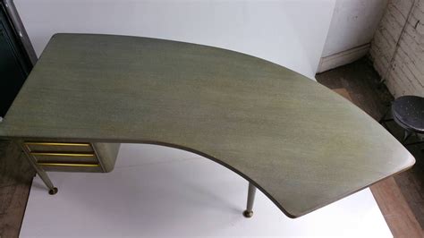 See more ideas about modern executive desk, executive office desk, office desk set. Rare Lime Green Cursed Oak Curved Executive Desk by Stow ...
