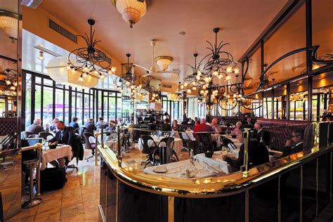 Experience 16 of the best brasseries in Paris