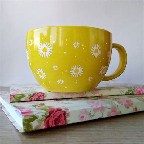 Jumbo Ceramic Coffee Mug Yellow With White Daisies Painted Mugs