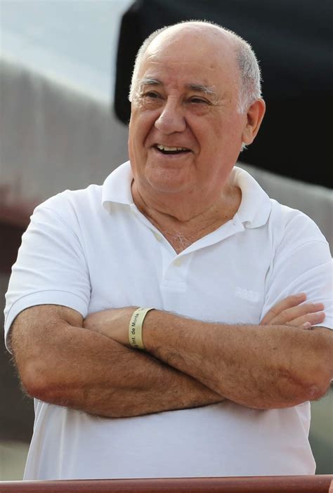 El rechazo de amancio ortega a hablar con periodistas, aparecer en actos públicos o revelar detalles de su vida privada es desde hace ya tiempo su seña de identidad. Amancio Ortega, dueño del imperio Inditex, es el ...