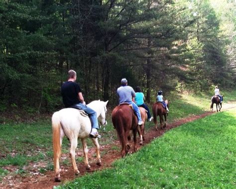 Mammoth Caves Horseback Riding Mammoth Cave Cool Places To Visit