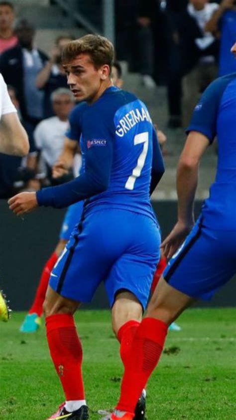🍑🍑🍑 — The One And Only Butt Of Antoine Griezmann