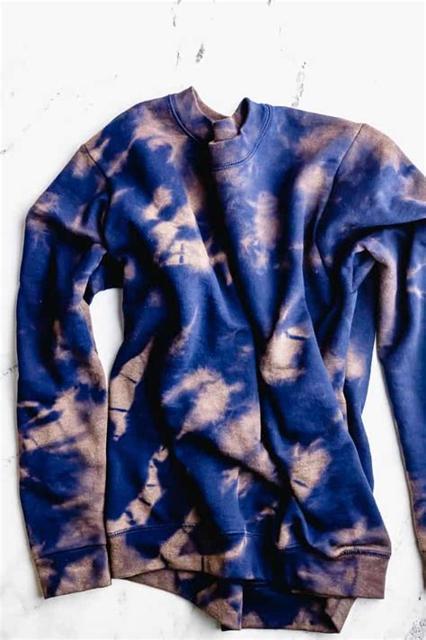 How To Bleach Tie Dye A Sweatshirt Easy Diy Sarah Maker
