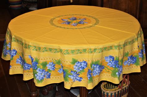 How To Sew A 70 Inch Round Tablecloth How To Make A Round Tablecloth