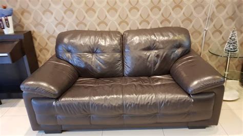 Our kennedy apartment size sofa is the sleek and casual piece that fits any size space. Big size used sofa 3 2 for sale | Secondhand.my