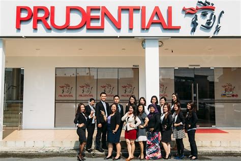Prudential's insurance products include accident insurance, life prudential malaysia also offers takaful products, distributed by wealth planners and prudential bsn takaful berhad agents. 9 Syarikat Insurans Terbaik Di Malaysia Dan Di Dunia ...