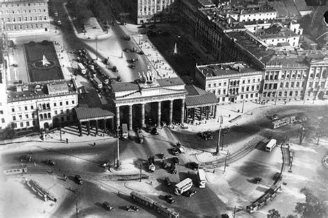Photo Gallery The Turbulent Past Of Pariser Platz Der Spiegel