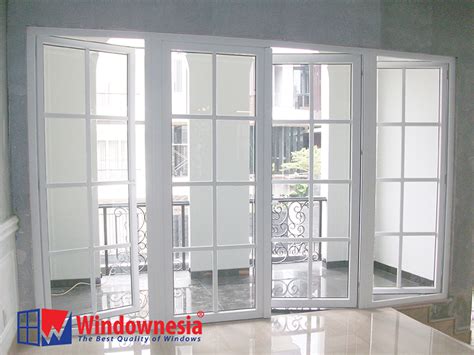 Mengerjakan etalase kaca aluminium sesuai desain anda sendiri meliputi etalase display, etalase makan, rak piring, lemari pakaian,almari jualan juice. Harga Pintu Panel UPVC, Panel UPVC, UPVC Murah Begaransi
