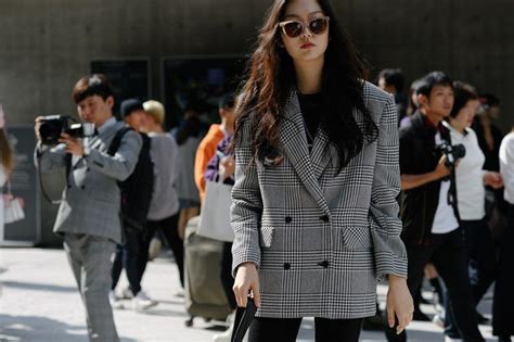 Spring 2020 Shows Are Taking Place In Seoul And The Street Style Looks Refreshingly Different