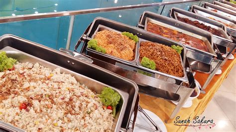 Iftar ramadhan promotion at hotel sentral seaview, penang nourish your soul and awaken your senses with their delicious bbq buffet of savoury dishes this ramadan at their horizon café & seaview lounge. Buffet Ramadhan 2019: Capital City Mall, Johor Bahru ...
