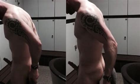 Man Getting Hard In The Gym Locker Room Spycamfromguys Hidden Cams