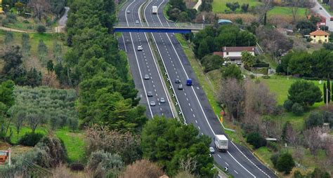 Le Uscite Dellautostrada A1 Che Tra Milano E Napoli Fanno Brillare L