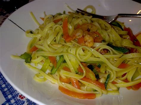 Dalla pasta all'insalata, dagli spaghetti ai bignè, una raccolta di preparazioni, anche sfiziose e. Pasta zucchine e carote - (3/5)