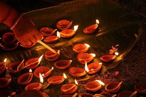 Diwali Puja Date And Time How To Do Lakshmi Puja At Home Muhurat