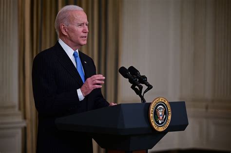 La vacuna es trabajo de años de investigación y trabajo arduo para usar la tecnología basada en explicó que se trató de una familia que no le correspondía la aplicación de la vacuna, llegó y con. Biden ordena a todos los estados comenzar a vacunar a los ...