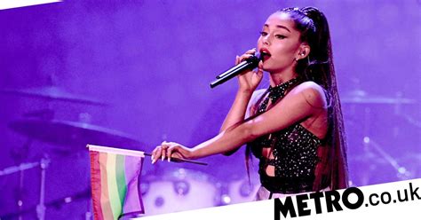 Ariana Grande Wants To Tour But Is Too Scared To Be Away From Home