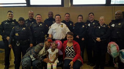 Cleveland Police Throw Amazing Birthday Party For 4 Year Old At Her