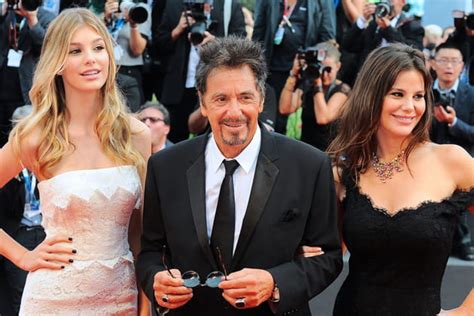 En Famille Avec Al Pacino Son Beau Père Et Sa Mère Lucila Solá