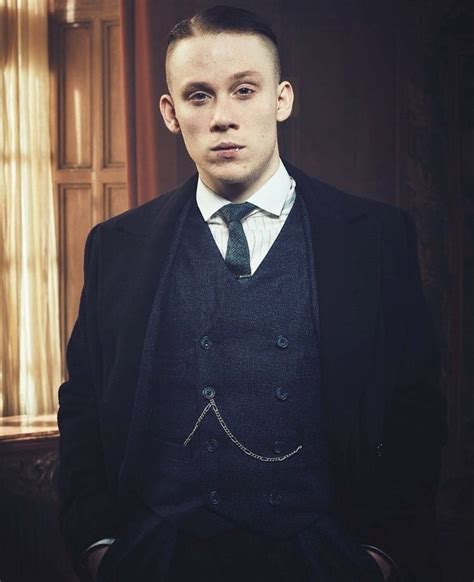 When i don't have the haircut i can season 4 finds the family at odds: Pin by Sude İkibaş on Peaky Blinders | Peaky blinders ...