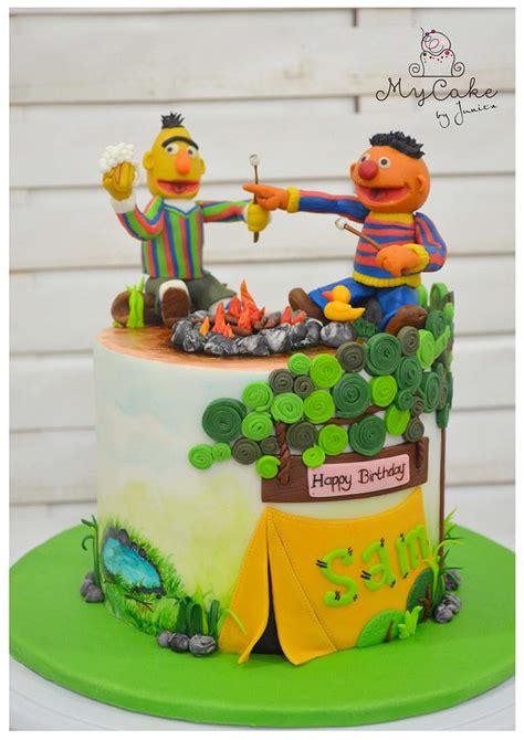 Bert And Ernie Decorated Cake By Hopechan Cakesdecor