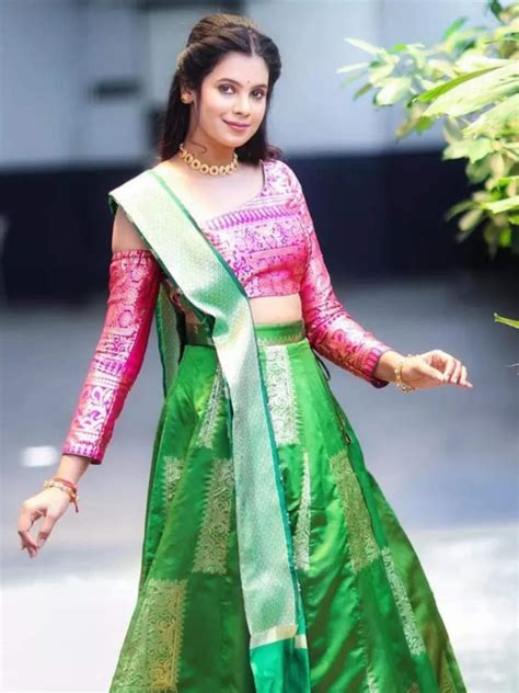 Best Traditional Looks Of Actress Anusha Prathap Times Of India