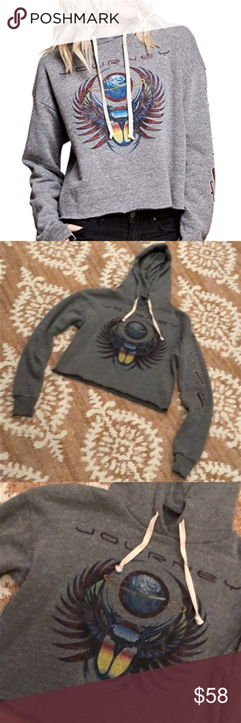 Trunk Journey Cropped Hooded Sweatshirt Size Xs Cropped Hooded