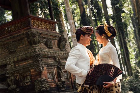 Bali Destination Documentary Wedding Photographer Intimate And