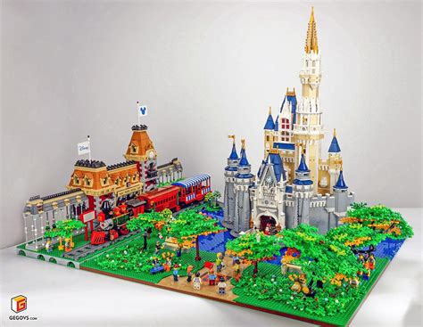 Lego Disney Castle And Disney Train And Station Qian Yj Flickr Disney