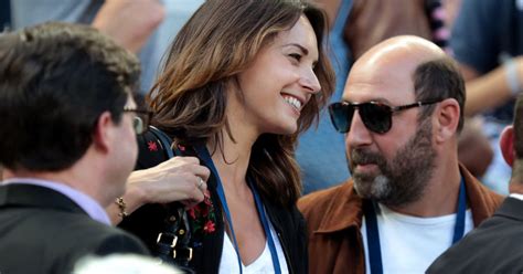En couple depuis quatre ans, julia vignali et kad merad filent toujours le parfait amour. Kad Merad et sa compagne Julia Vignali assistent au match ...