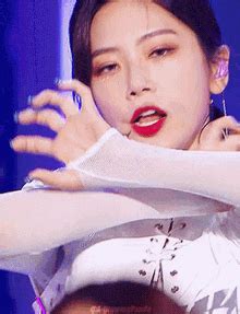 Kim Minji Jiu Dreamcatcher GIF Kim Minji Jiu Dreamcatcher Jiu Discover Share GIFs