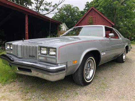 Silver Oldsmobile Cutlass Supreme With 43324 Miles Available Now