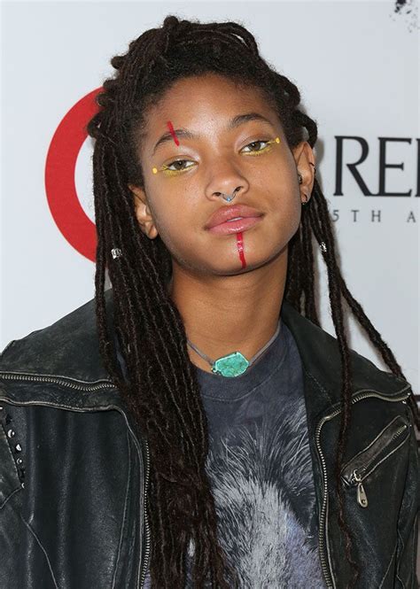 Willow Smith Attends Paris Fashion Week In The Coolest Eyeliner Look