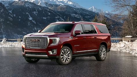 How Does The Gmc Yukon Compare With The Lincoln Navigator