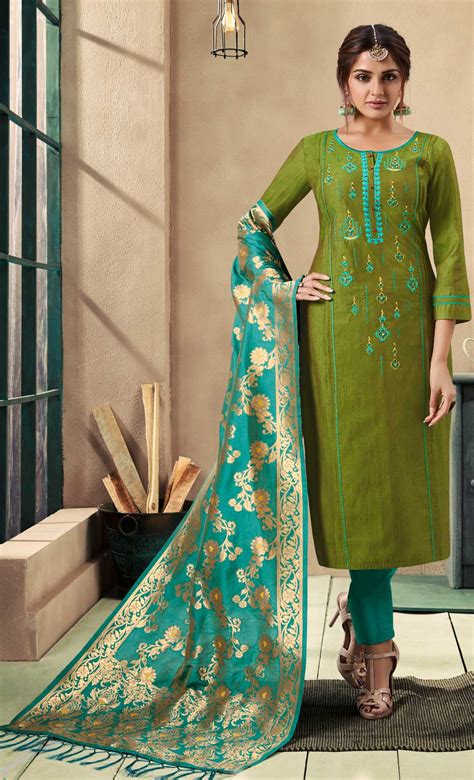 Bollywood Green Color Silk Fabric Salwar Kameez 1588990