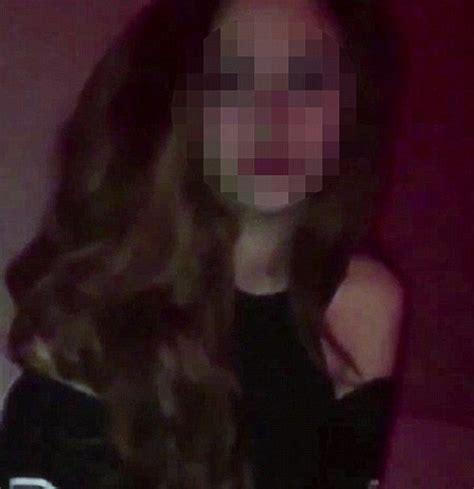 Caught Daughter Oral Sex Porno Photo