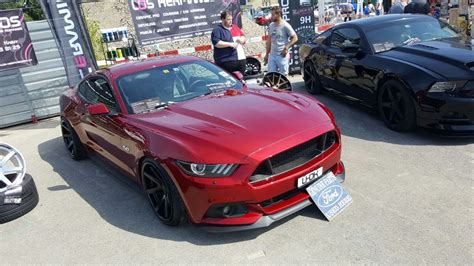 V8 Sound Ford Mustang Gt Acceleration Youtube