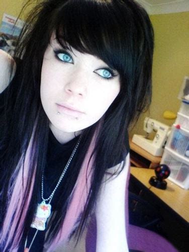 100 Cool Emo Girls Profile Pictures For Facebook Whatsapp