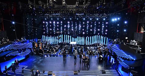 In gara, 12 canzoni della sezione campioni e 4 della sezione nuove proposte. Lista e plotë/ Kush janë pjesëmarrësit në Festivalin e Sanremos për vitin 2021 - Lapsi.al