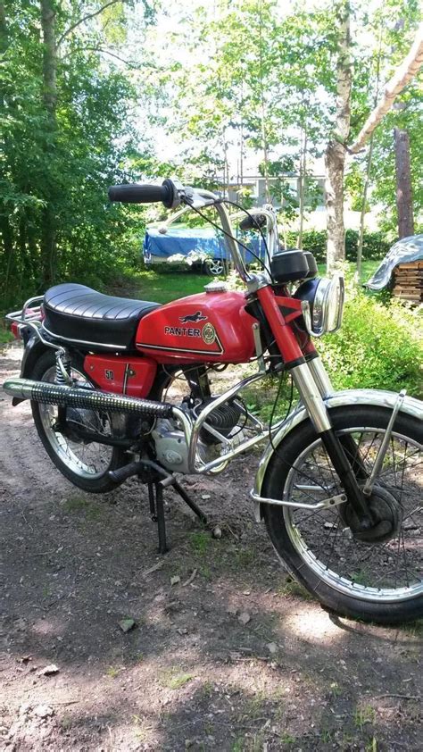The db's, a power pop band of the '70s and '80s. DBS Panter Cross | Moped